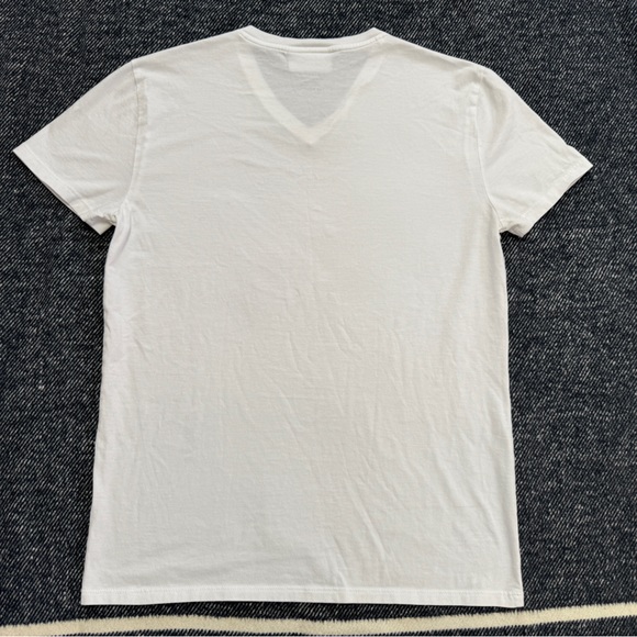 Lacoste Lightweight Pima Cotton V-Neck Tee Shirt Mens XS White - Picture 3 of 4